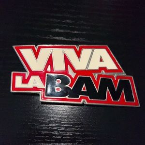 2004 Viva La Bam belt bucket